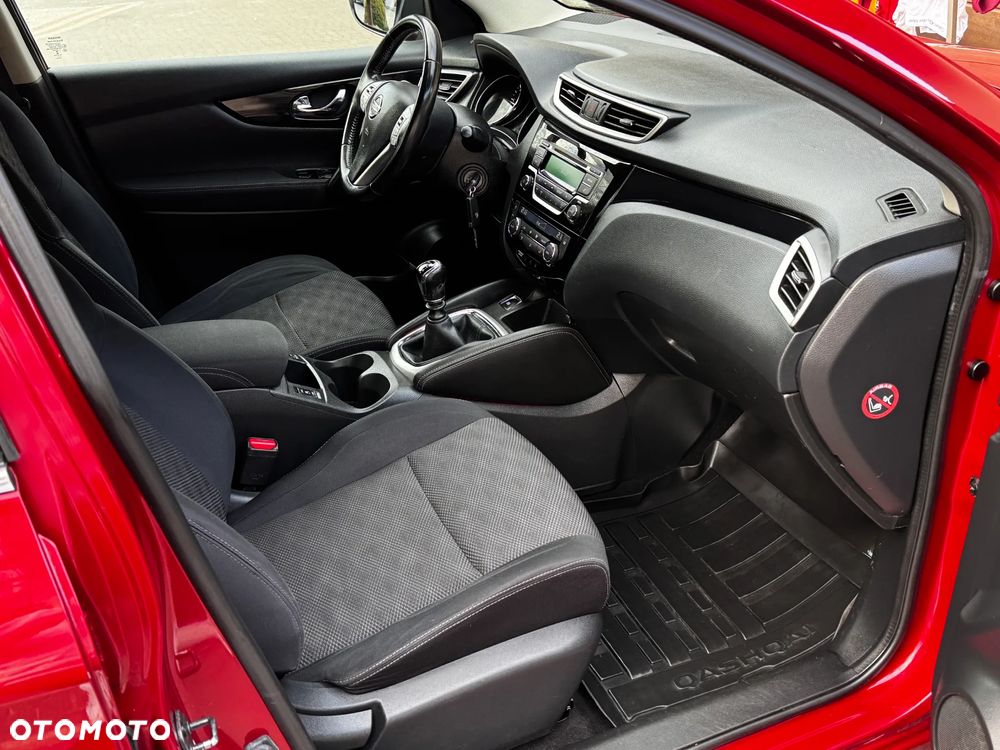 Nissan Qashqai 1.5 dCi N-Connecta - 16