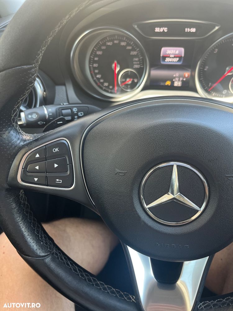 Mercedes-Benz GLA 220 d 7G-DCT AMG Line - 17