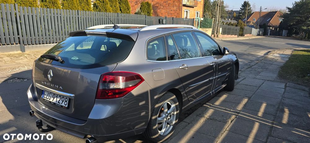 Renault Laguna 2.0 dCi FAP Initiale - 5