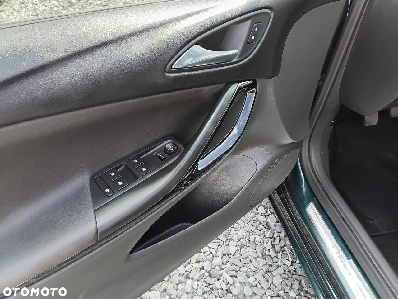 Opel Astra 1.4 Turbo Innovation - 18
