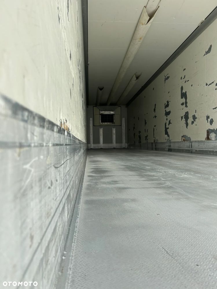 Schmitz Cargobull CARRIER MAXIMA 1300 / GRUBA ŚCIANA 7 CM / OŚ PODNOSZONA / KOSZ PALETOWY / DRUKARKA / 2010 ROK / KILKANAŚCIE SZTUK !! - 33