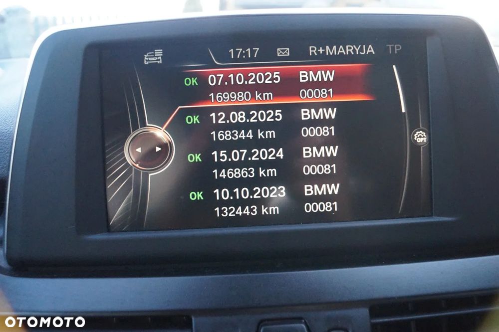 BMW Seria 2 216d - 28