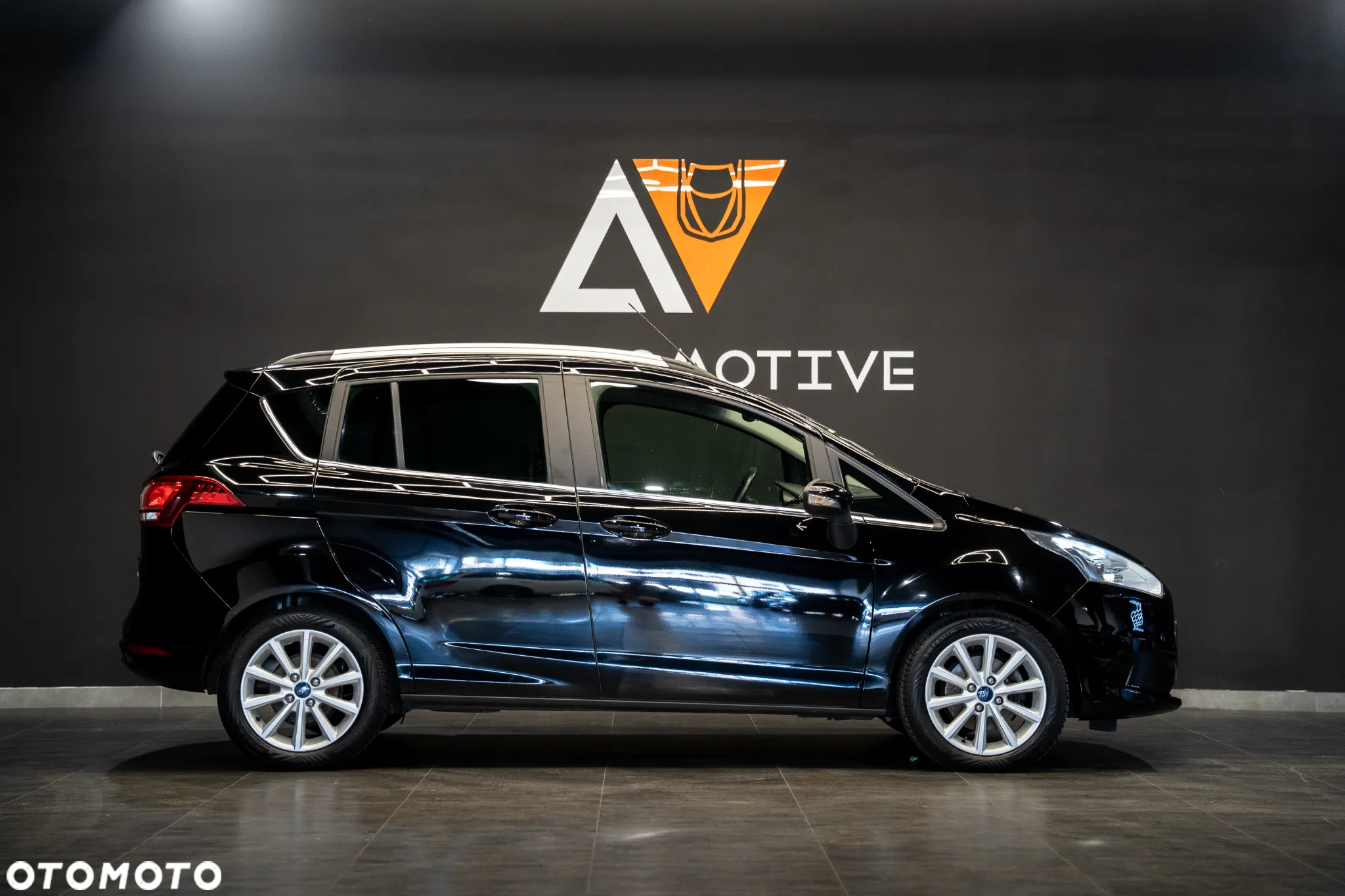 Ford B-MAX 1.0 EcoBoost Titanium - 4