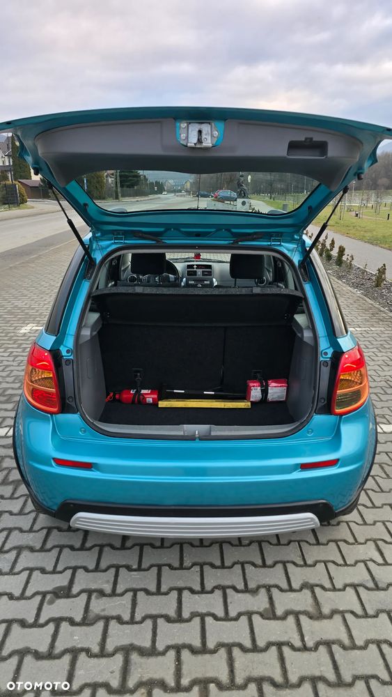 Suzuki SX4 1.9 DDiS DPF 4x4 Comfort - 22