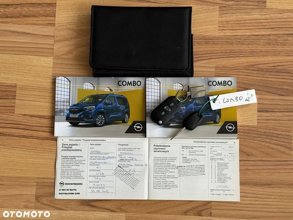 Opel COMBO - 20