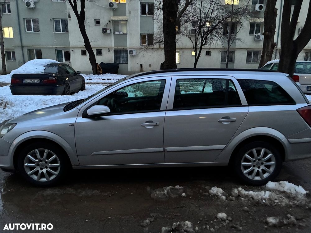 Opel Astra 1.7 CDTi Enjoy - 2