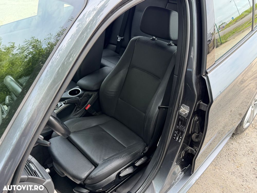 BMW X1 xDrive20d Aut. Sport Line - 8