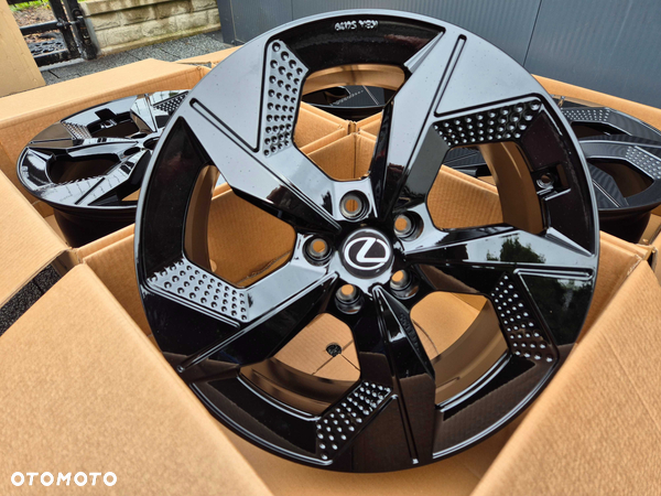 Felgi 19 LEXUS RX , UX NX , ES GS IS RC LS 5x114,3