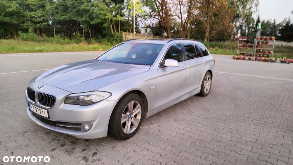 BMW Seria 5 520d - 15