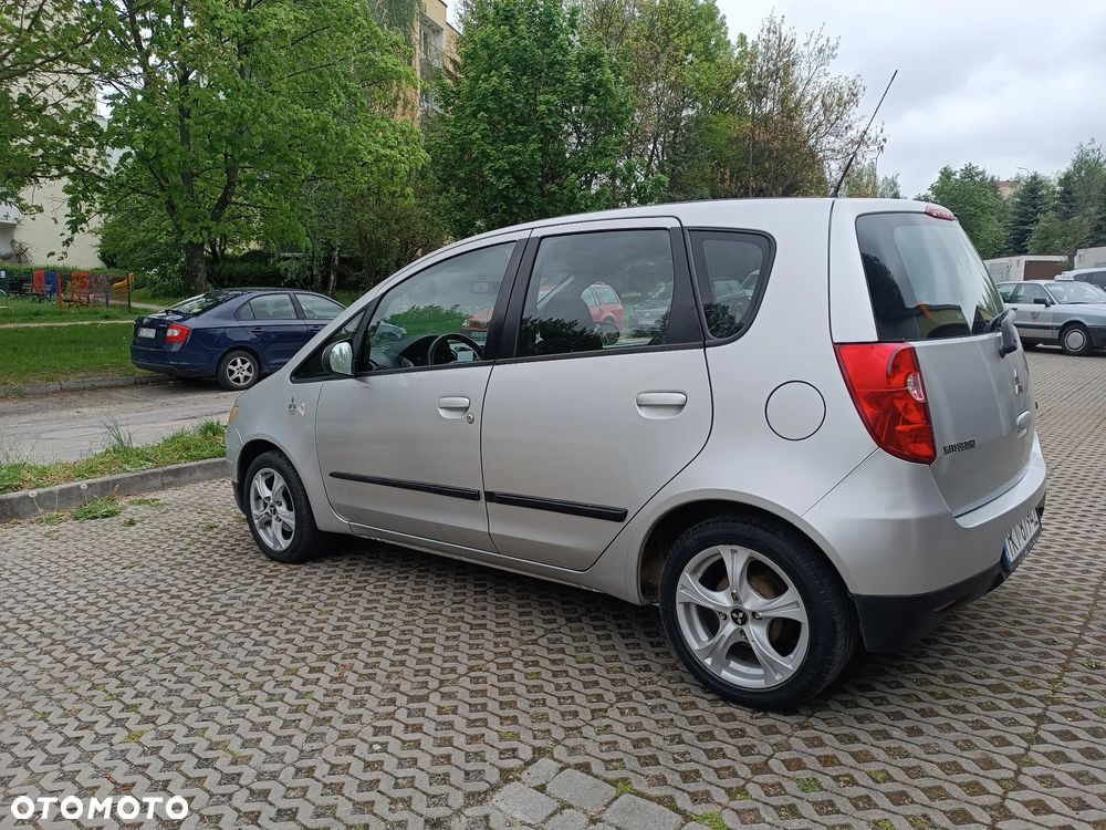 Mitsubishi Colt 1.3 Inform - 3