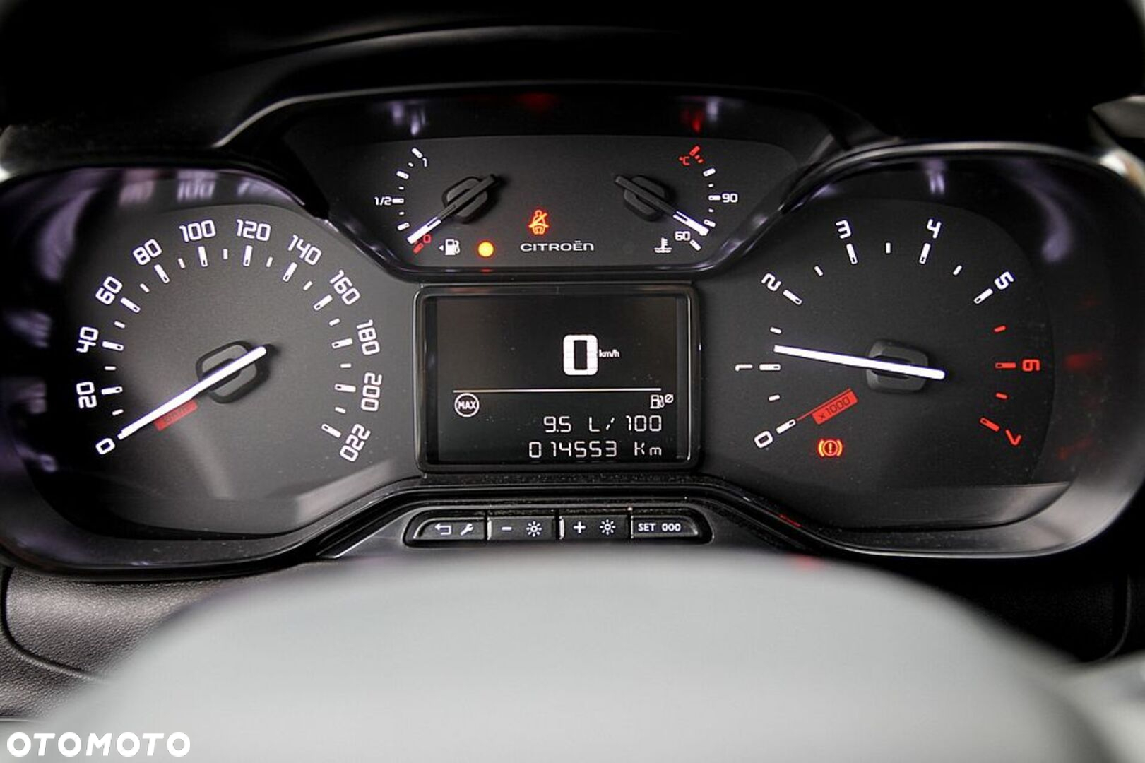 Citroën C3 1.2 PureTech Plus - 24