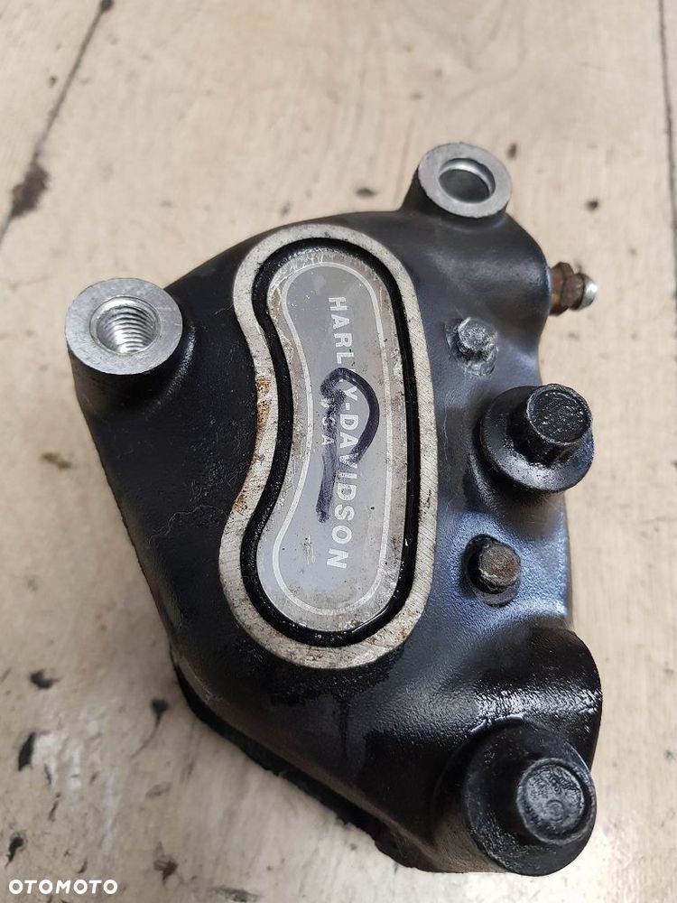 Zacisk hamulcowy przód Harley Davidson Softail Fat Boy  44046-00D - 7