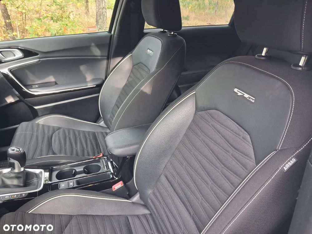 Kia ProCeed 1.5 T-GDI GT Line - 14