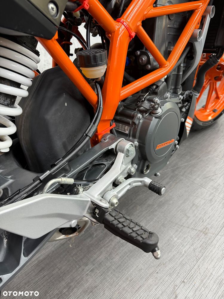 KTM Duke 390 - 8