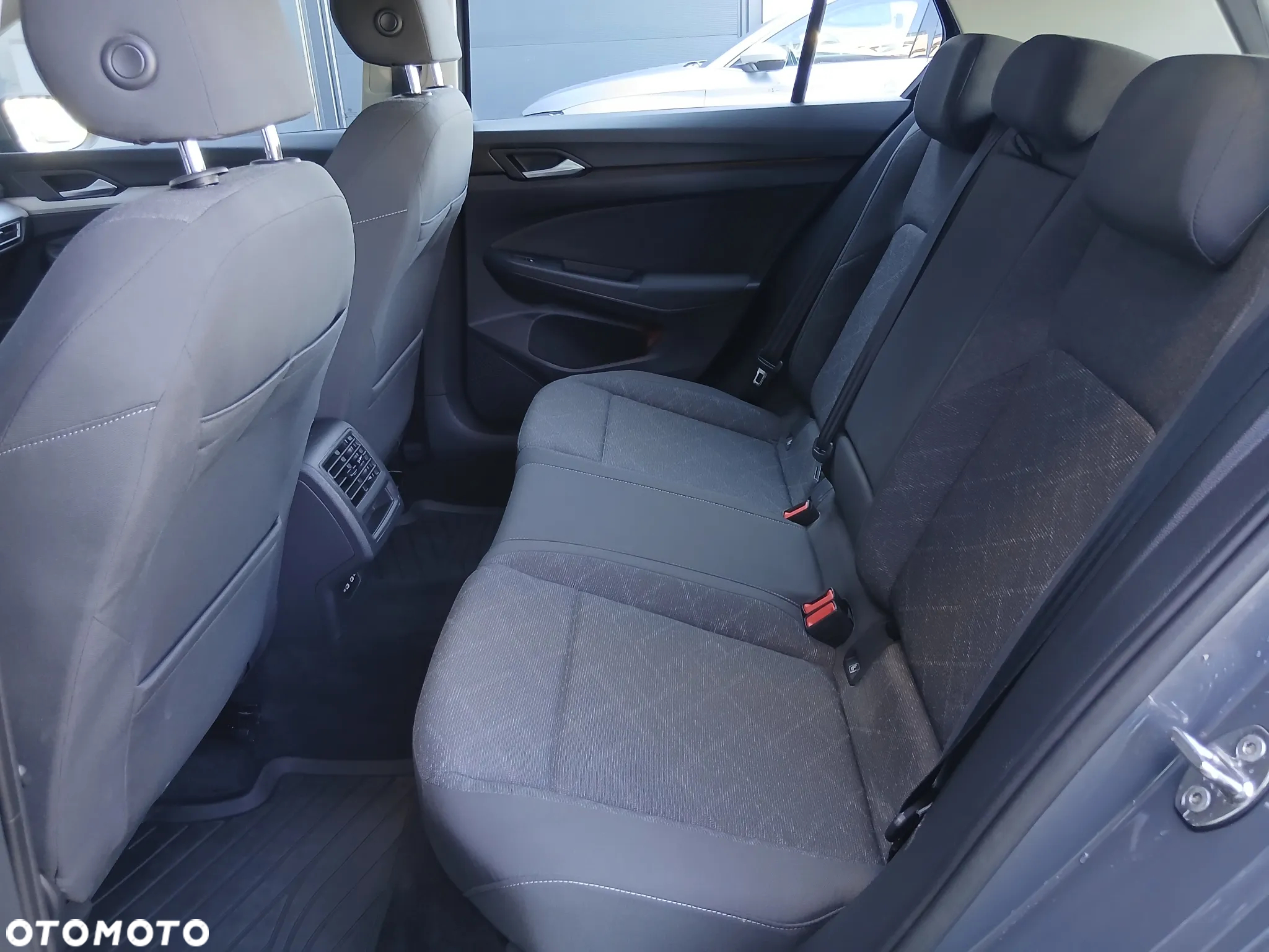 Volkswagen Golf VIII 1.0 TSI Life - 15