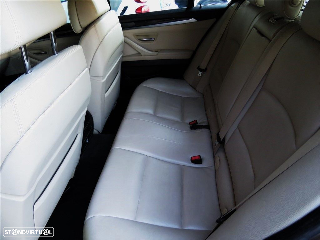 BMW 520 d Line Luxury Auto - 13