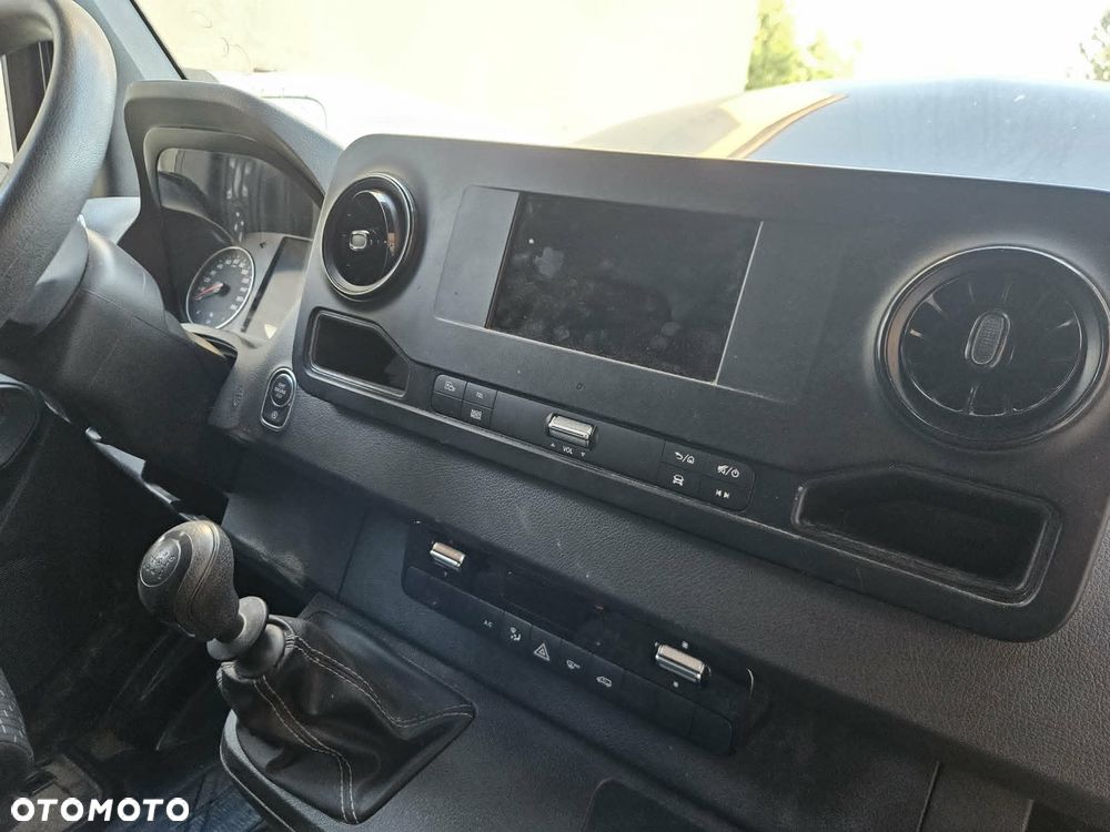 Mercedes-Benz SPRINTER  2.0 CDI 150kM  MAXI  2024 - 22