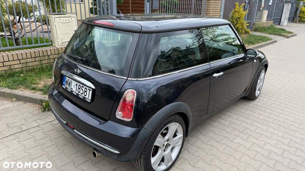 MINI ONE Standard - 10