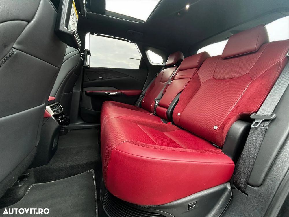 Lexus Seria RX - 16
