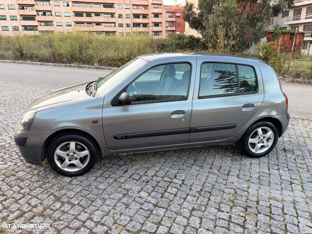 Renault Clio 1.2 16V Expression QuickS — fotografia 7