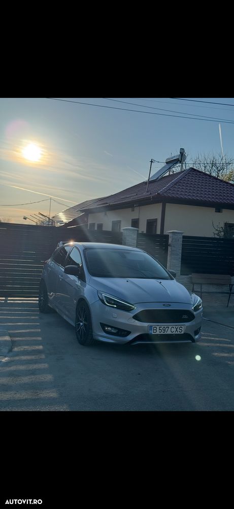 Ford Focus 1.5 TDCi ST-Line - 7