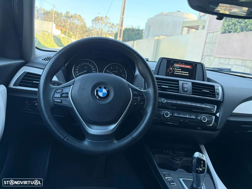 BMW 116 d Line Urban Auto - 22