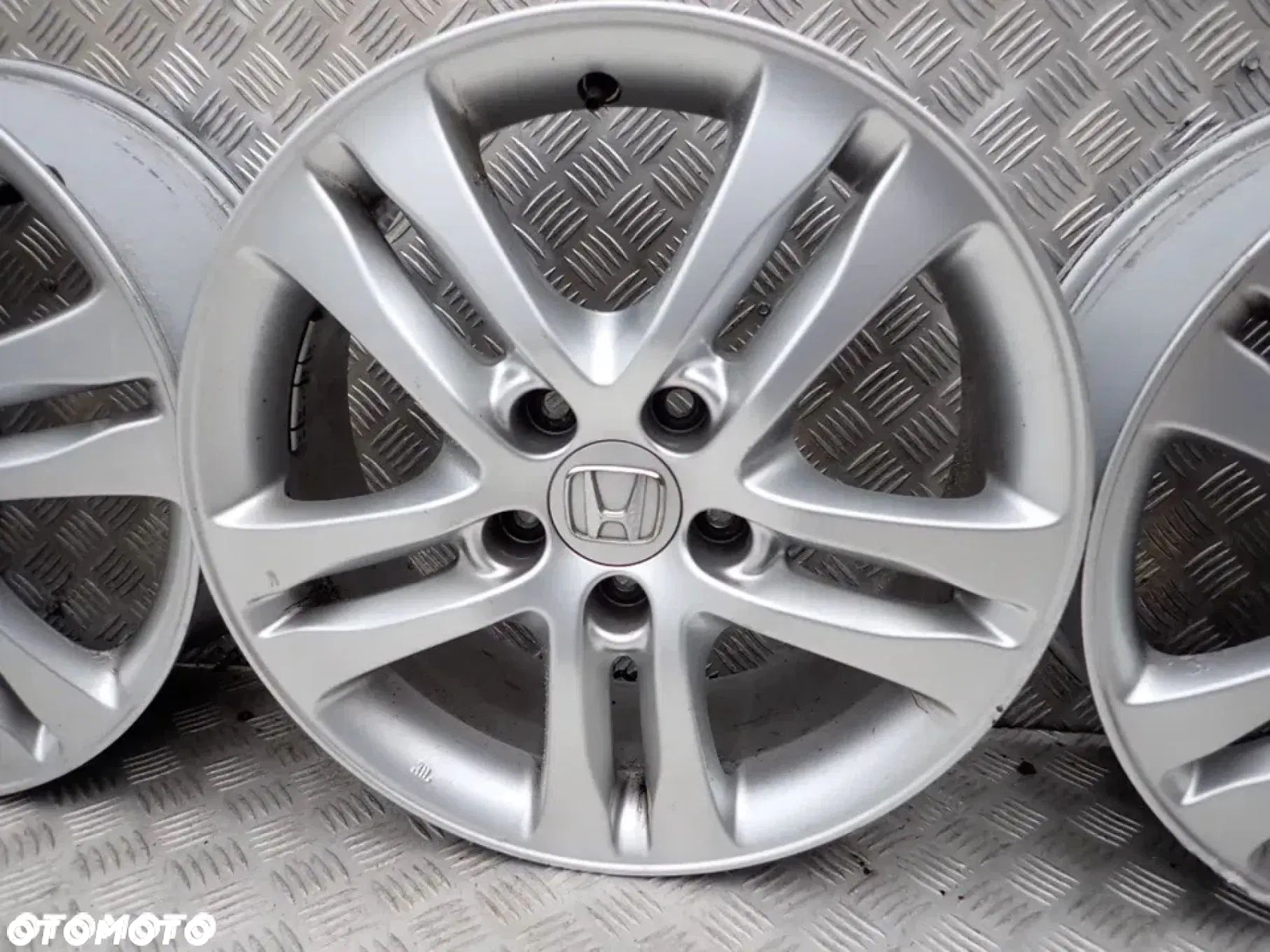 FELGI ALUMINIOWE HONDA 5x114,3 6,5x17 - 5
