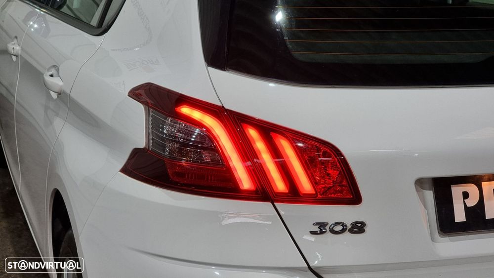 Peugeot 308 1.5 BlueHDi Active - 25