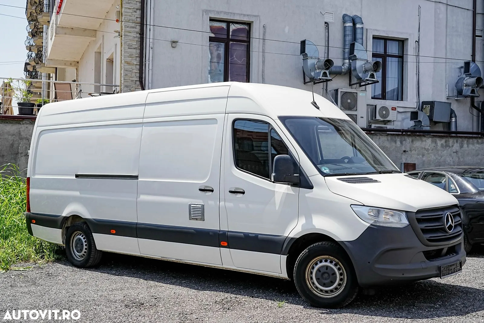 Mercedes-Benz Sprinter - 3