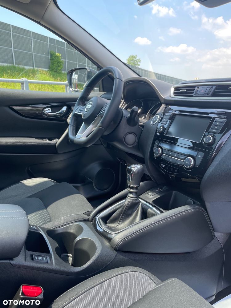 Nissan Qashqai 1.3 DIG-T Tekna - 28