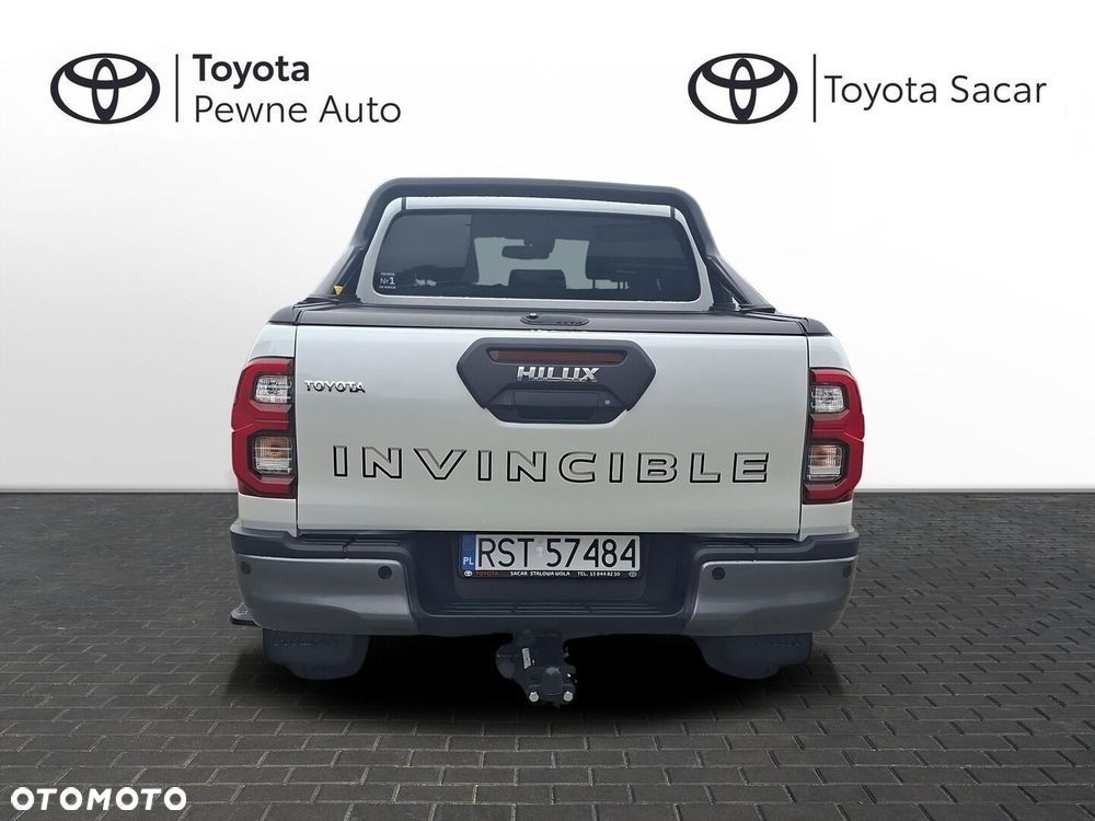 Toyota Hilux 2.8 D-4D mHEV Double Cab Invincible 4x4 - 4