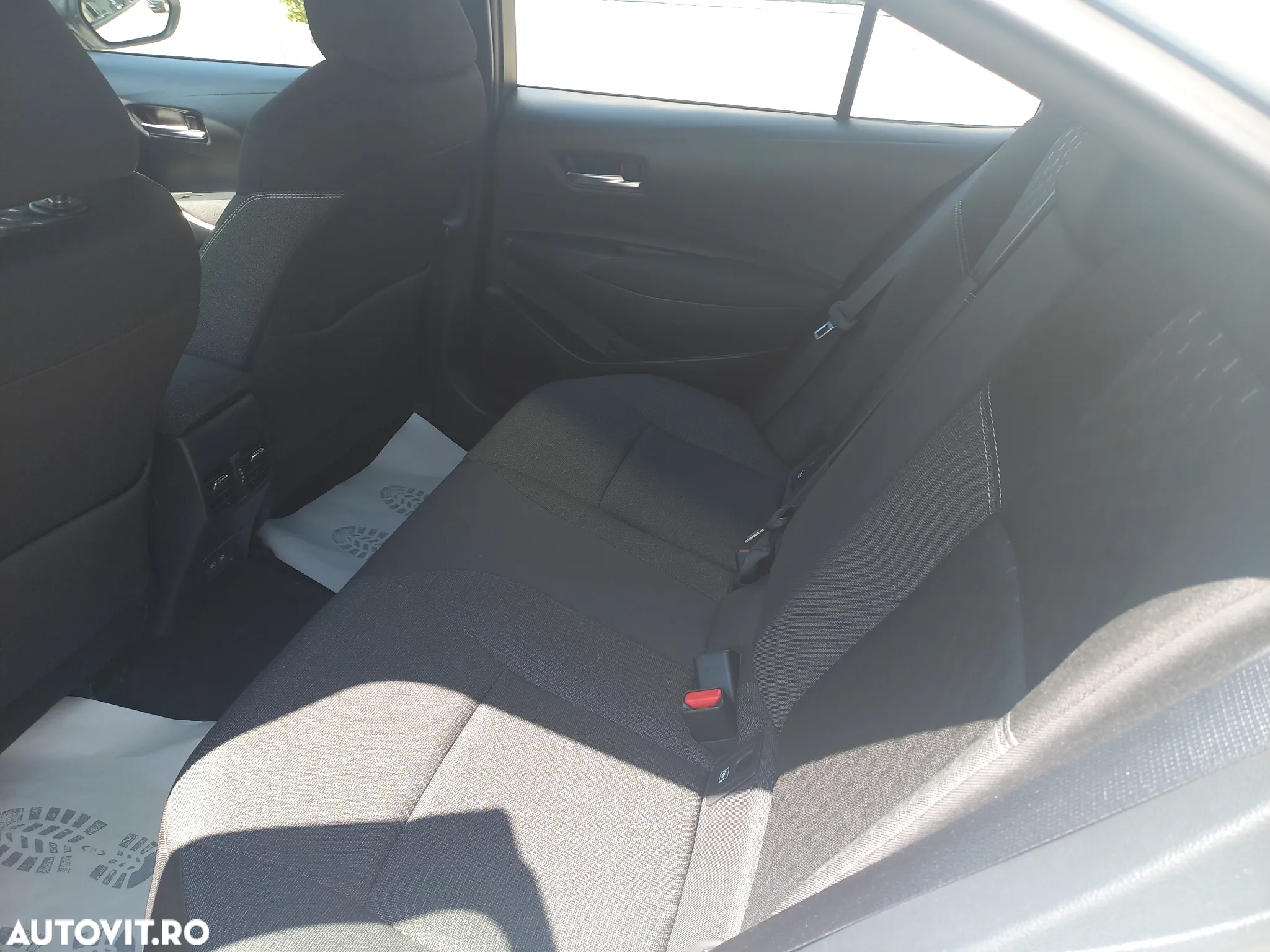 Toyota Corolla Sedan 1.5 TNGA CVT Business - 10