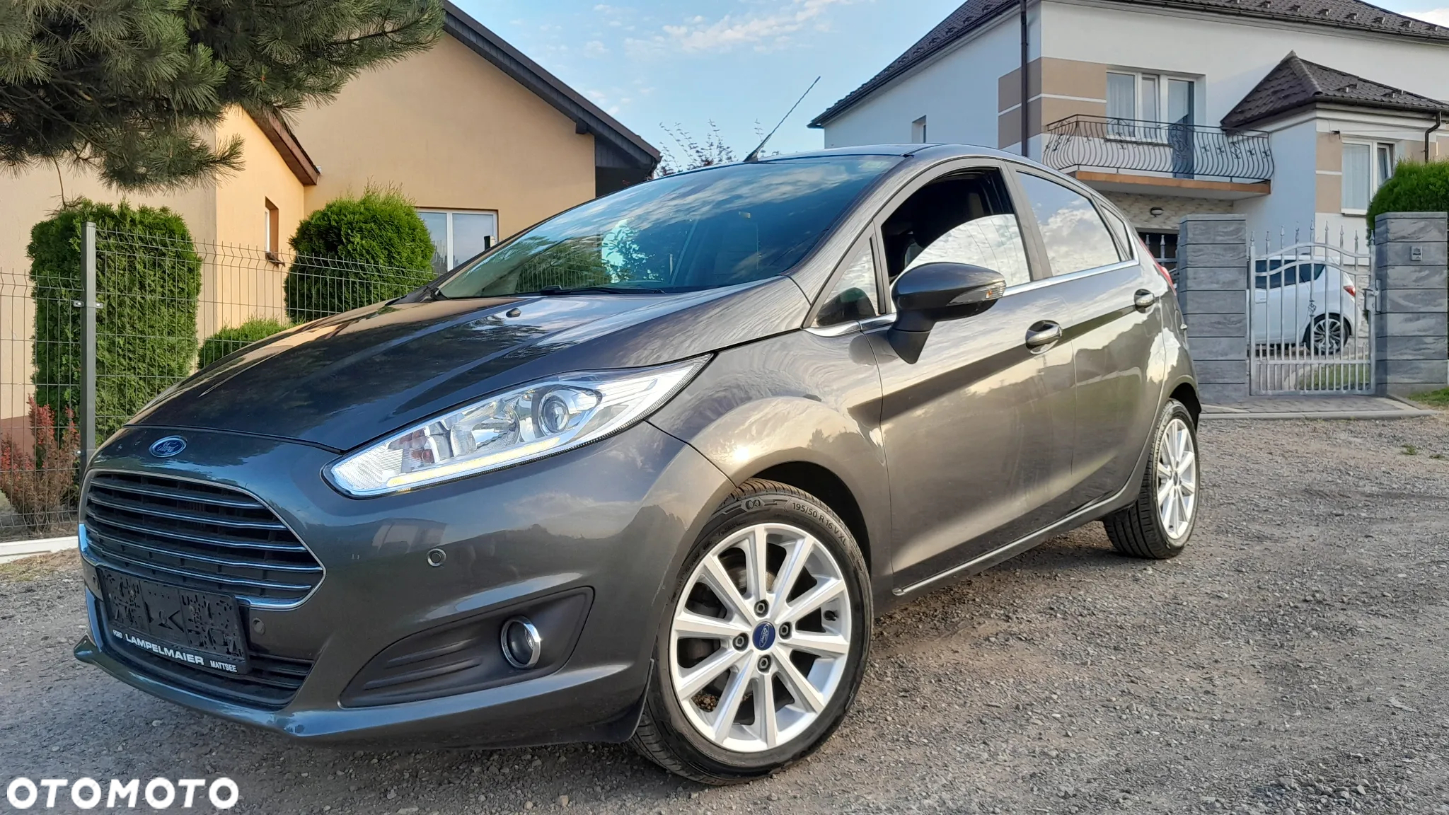 Ford Fiesta - 2
