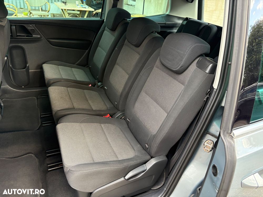 Volkswagen Sharan 2.0 TDI BlueMotion Technology Trendline - 11