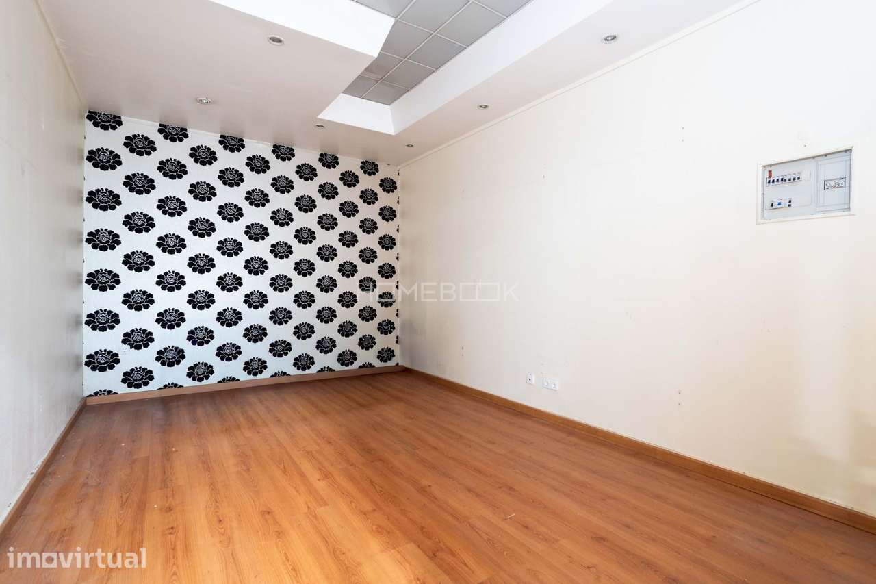 Loja com 16m² no Centro Comercial dos Moinhos – Quinta Grande - Grande imagem: 2/12