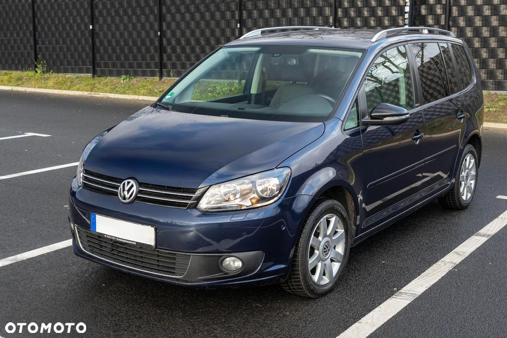 Volkswagen Touran 2.0 TDI DPF MATCH - 1