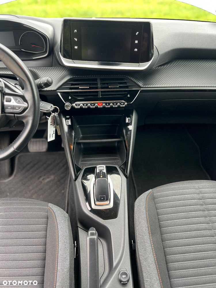 Peugeot 208 PureTech 100 EAT8 Allure Pack - 27