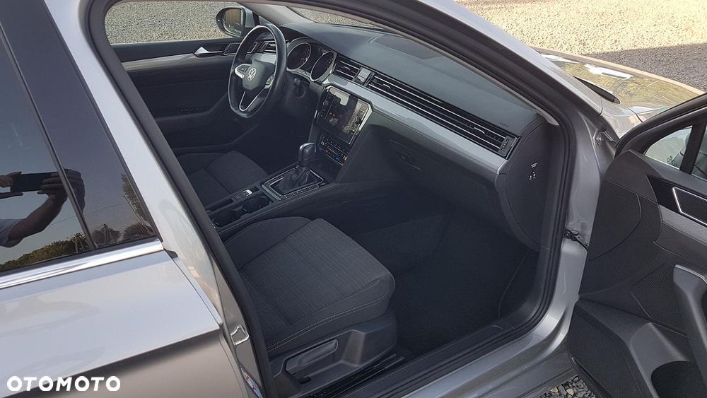 Volkswagen Passat 2.0 TSI Business DSG - 27
