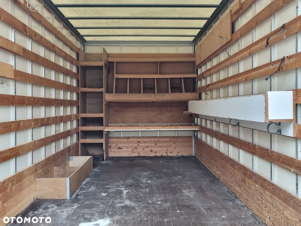 Volkswagen Crafter - 23