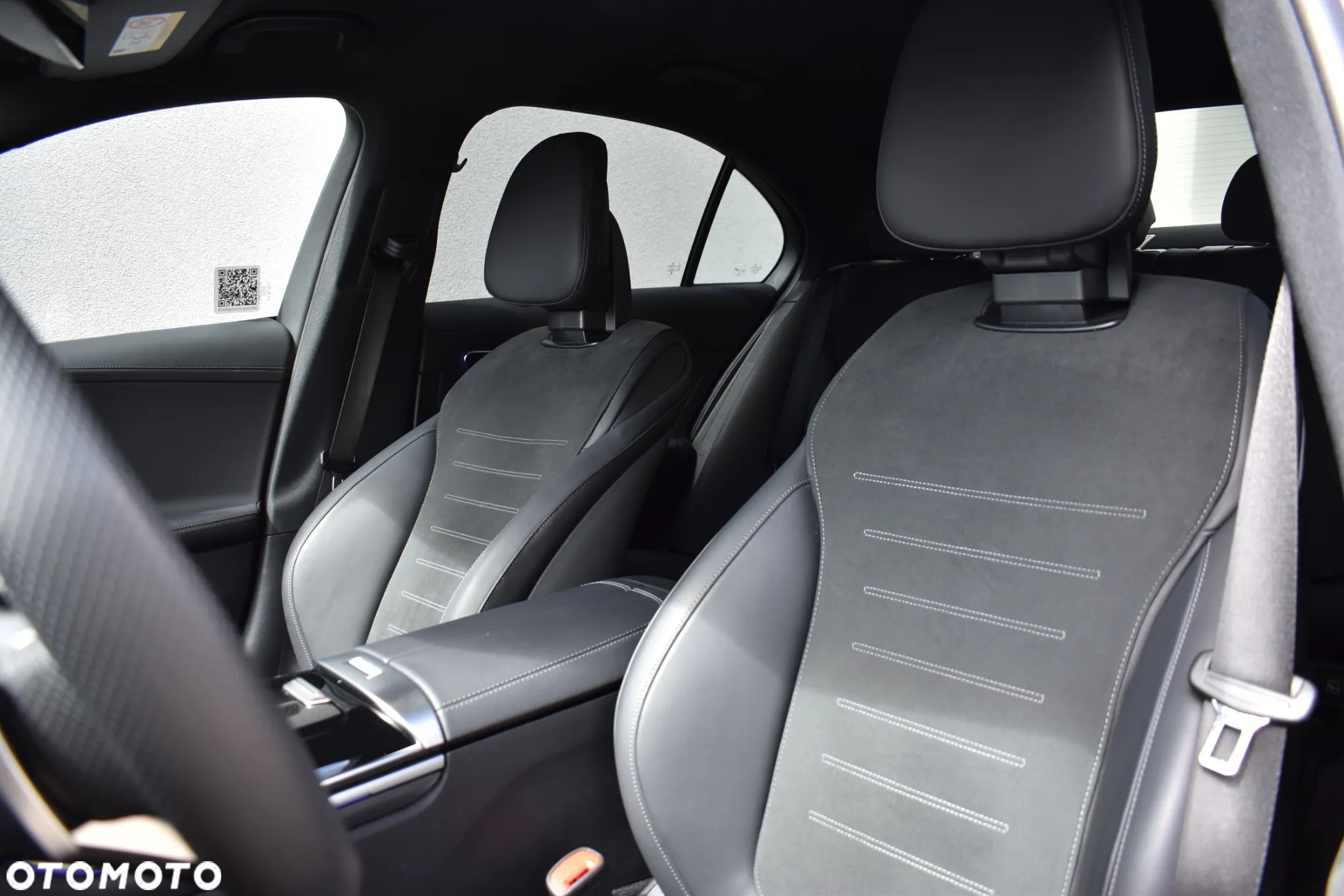 Mercedes-Benz Klasa C 220 d 9G-TRONIC 4Matic Edition AMG Line - 12