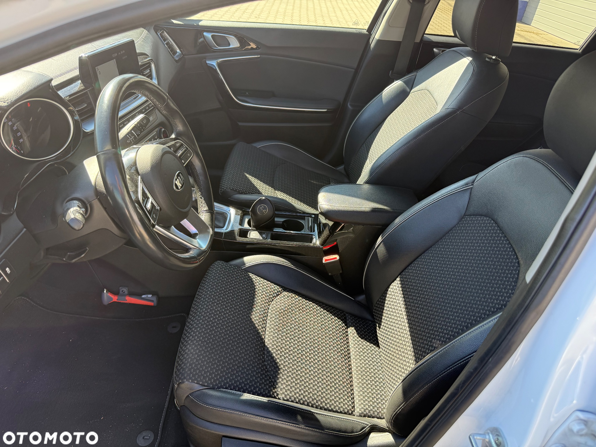Kia Ceed - 21