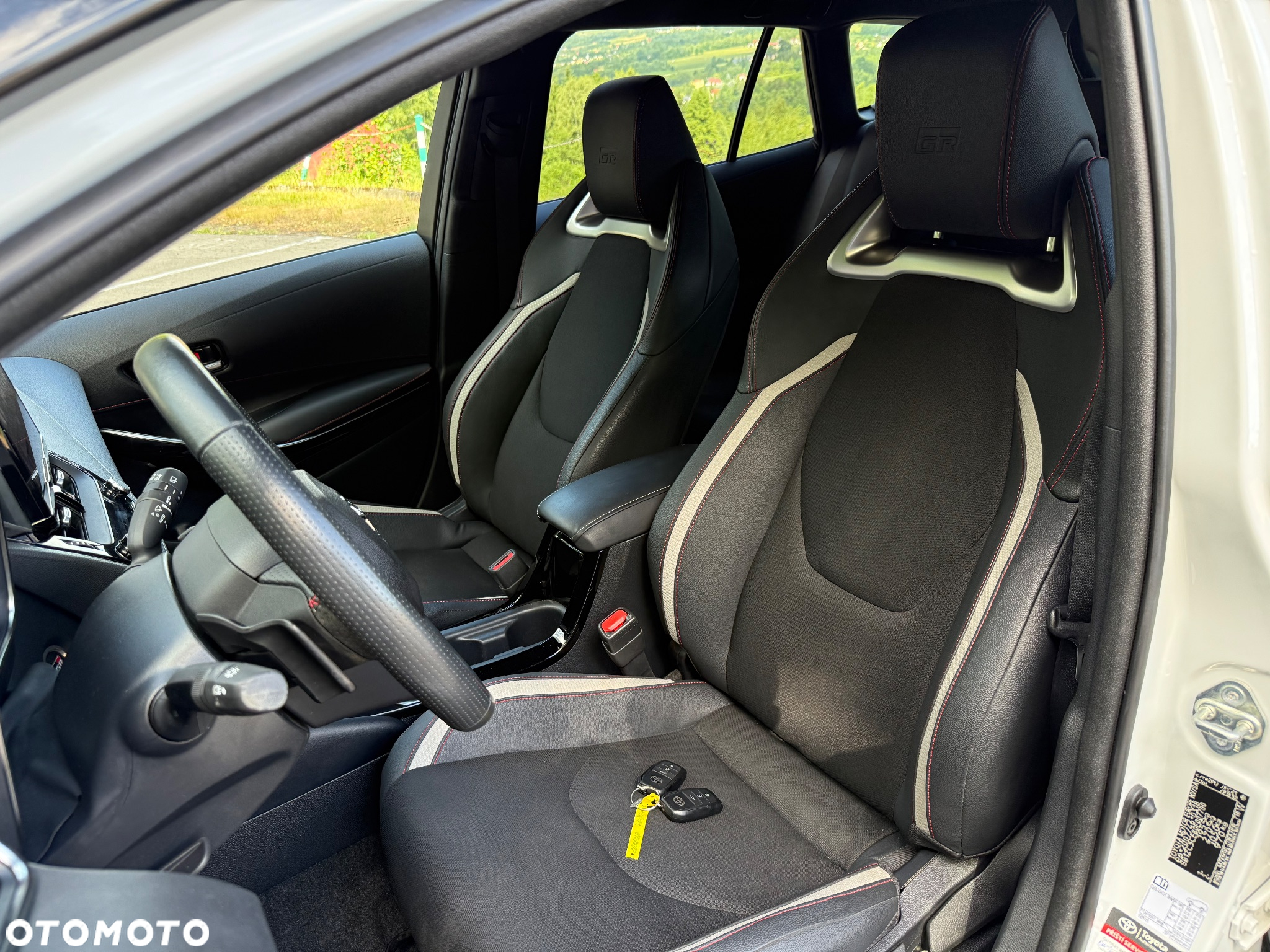 Toyota Corolla 2.0 Hybrid Touring Sports GR Sport - 13