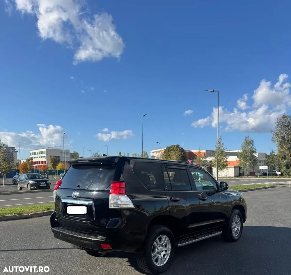 Toyota Land Cruiser 3.0l Turbo D-4D A/T Luxury - 2
