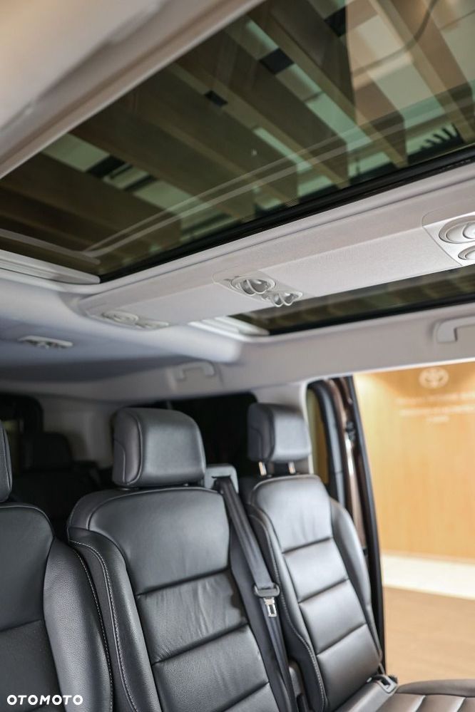 Toyota Proace Verso - 27