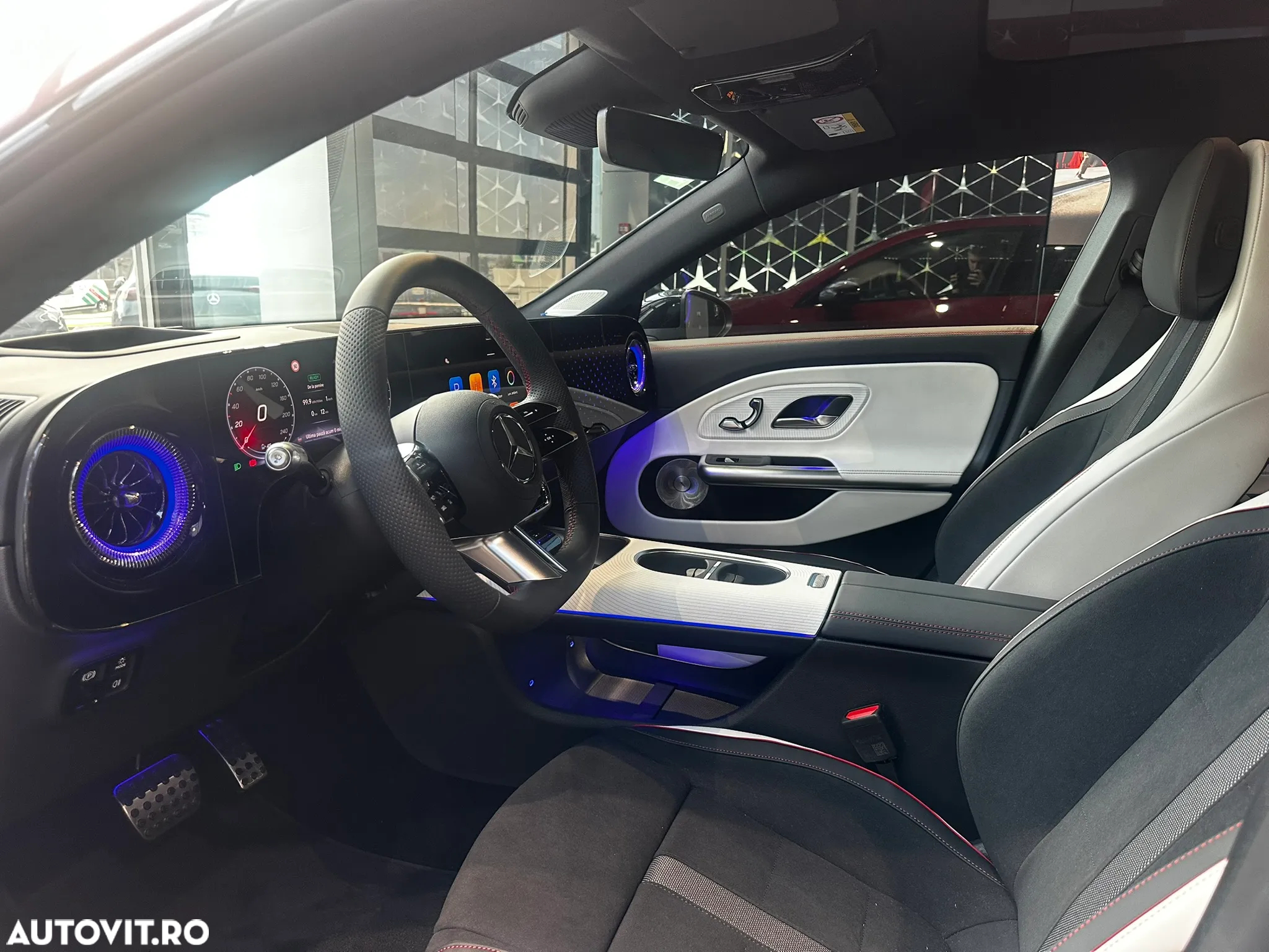 Mercedes-Benz CLA 350 4MATIC Coupe - 8