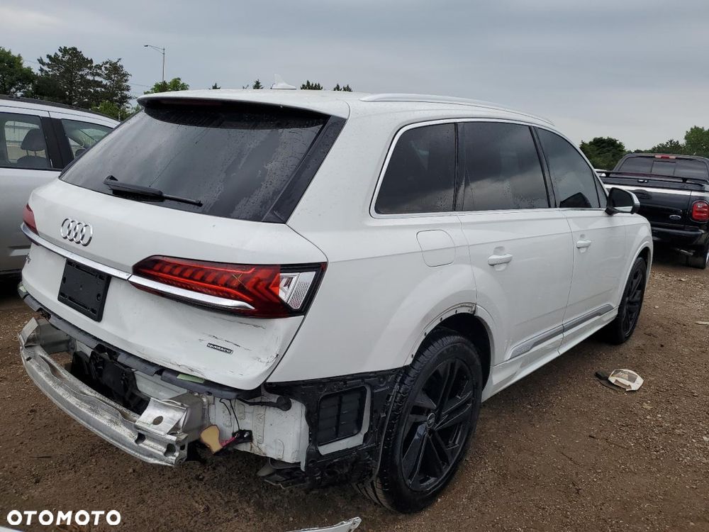 Audi Q7 - 4