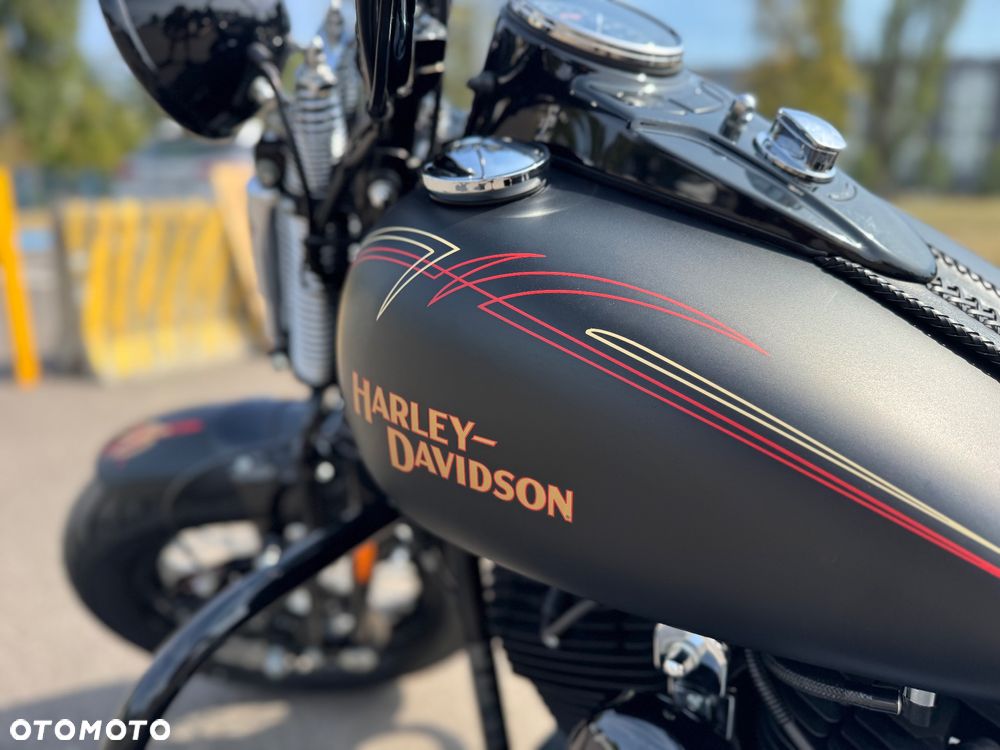 Harley-Davidson Softail Cross Bones - 18