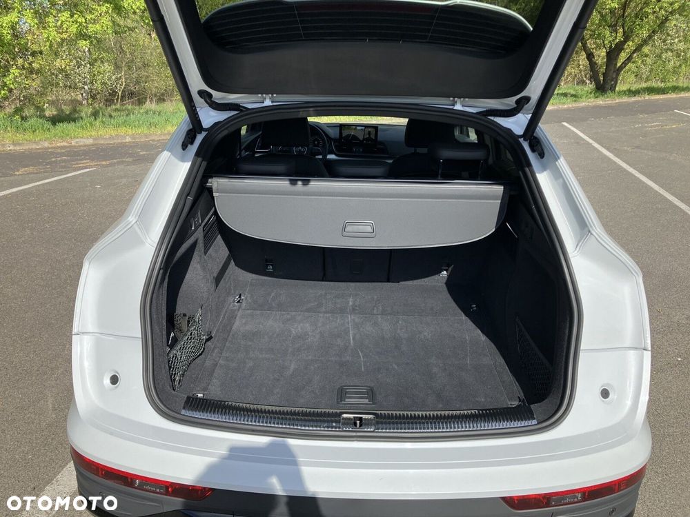 Audi Q5 Sportback - 23