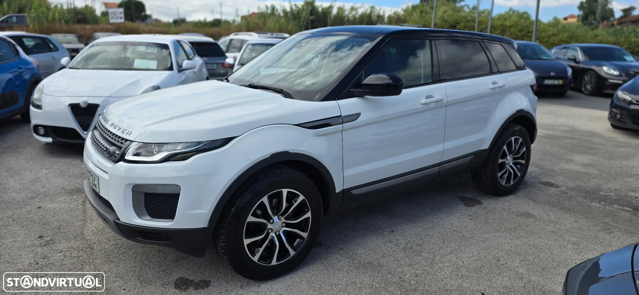 Land Rover Range Rover Evoque 2.0 TD4 HSE Dynamic Auto - 24