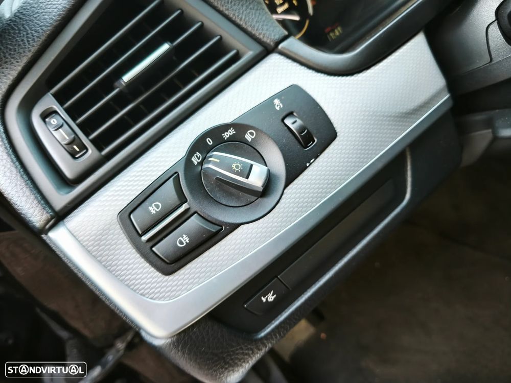 BMW 525 d xDrive Pack M Auto - 17